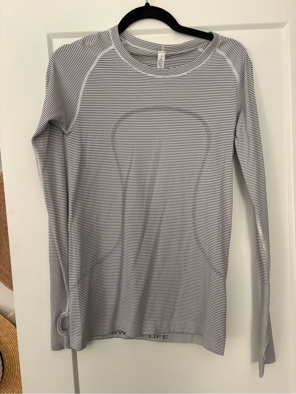 LULULEMON Swiftly Tech Long Sleeve 2.0 Tempo Stripe Grey White